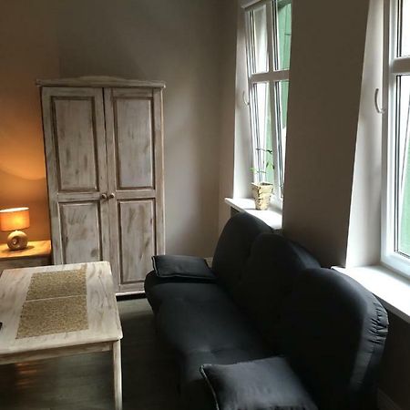 Kawalerka Fredry 3/12 Lejlighed Poznań Eksteriør billede